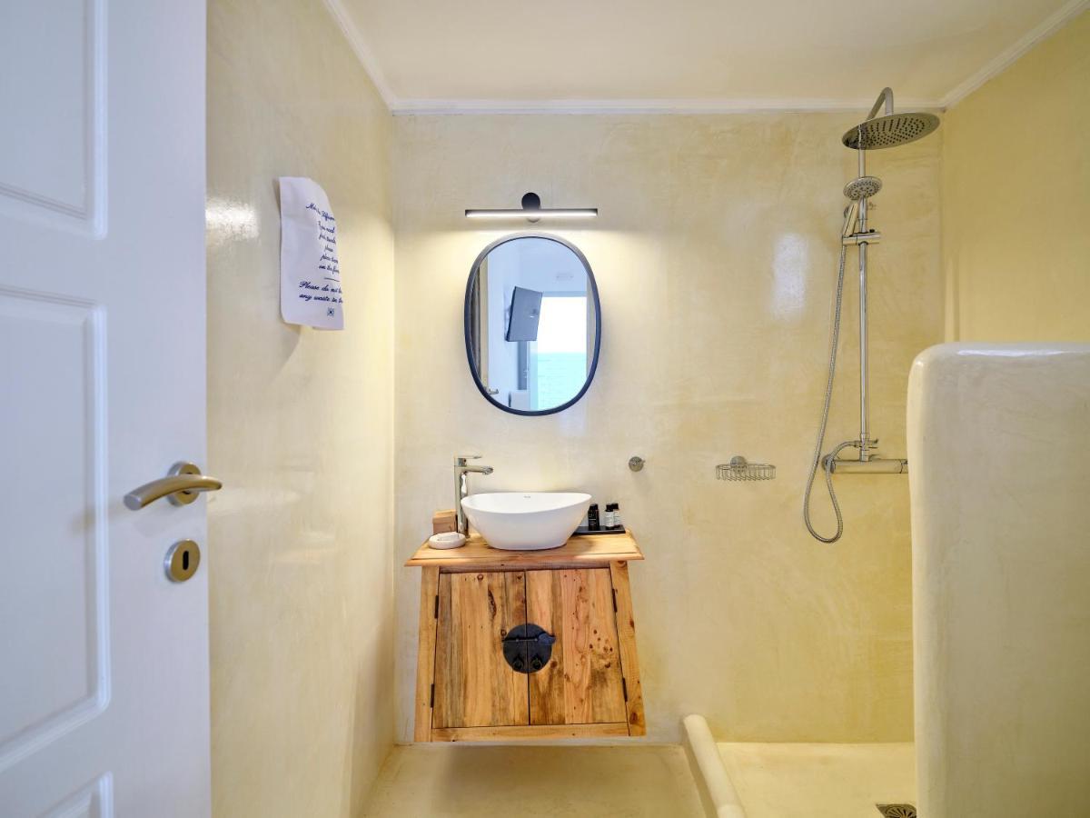Bonatsa Beach House Kímolos Екстериор снимка